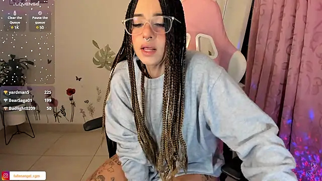 Fallengangel online show from January 30, 2025, 9:25 am