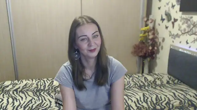 Snapshot of MirabelaSweet chatting on March 26, 2026, 7:36 am MirabelaSweet online show from March 26, 2026, 7:36 am