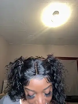 MochaMonroe online show from February 5, 2026, 4:06 am