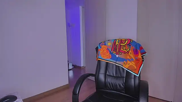 Snapshot of Lisegg_ chatting on October 11, 2025, 12:58 pm Lisegg online show from October 11, 2025, 12:58 pm