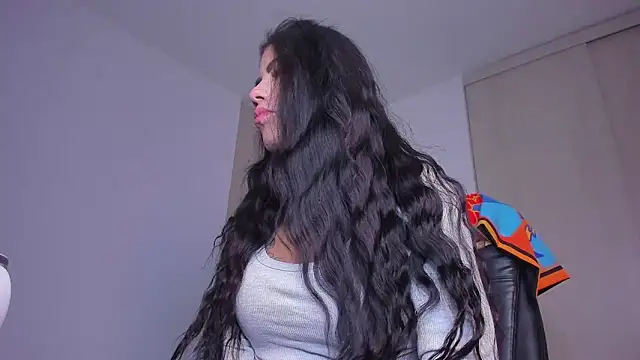 Snapshot of Lisegg_ chatting on October 28, 2025, 10:08 am Lisegg online show from October 28, 2025, 10:08 am