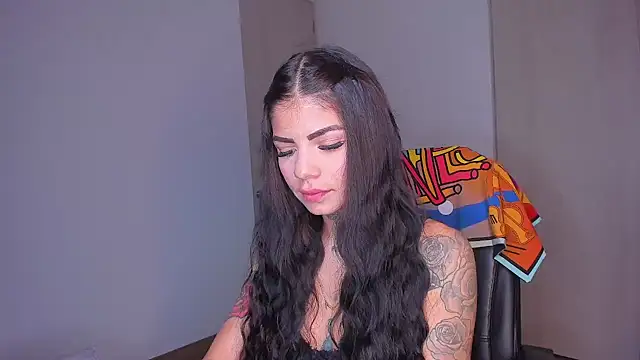 Snapshot of Lisegg_ chatting on December 4, 2025, 11:19 am Lisegg online show from December 4, 2025, 11:19 am