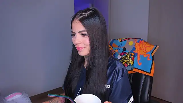 Snapshot of Lisegg_ chatting on January 8, 2026, 11:45 am Lisegg online show from January 8, 2026, 11:45 am