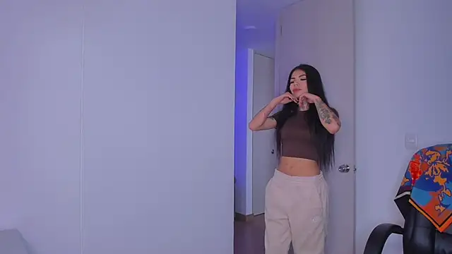 Snapshot of Lisegg_ chatting on February 6, 2026, 3:26 pm Lisegg online show from February 6, 2026, 3:26 pm