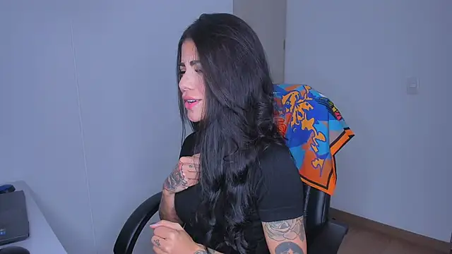 Snapshot of Lisegg_ chatting on February 7, 2026, 4:11 pm Lisegg online show from February 7, 2026, 4:11 pm