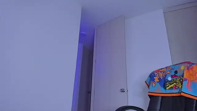 Snapshot of Lisegg_ chatting on February 20, 2026, 2:50 pm Lisegg online show from February 20, 2026, 2:50 pm