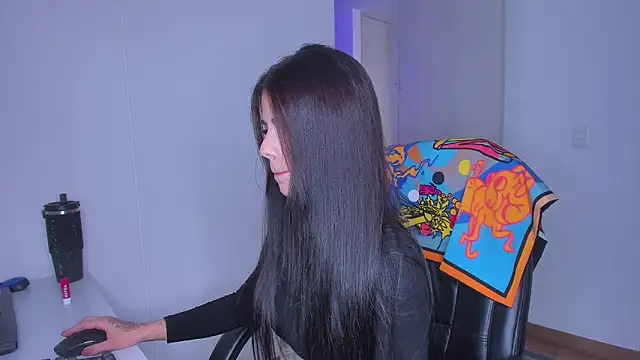 Snapshot of Lisegg_ chatting on February 25, 2026, 6:17 pm Lisegg online show from February 25, 2026, 6:17 pm