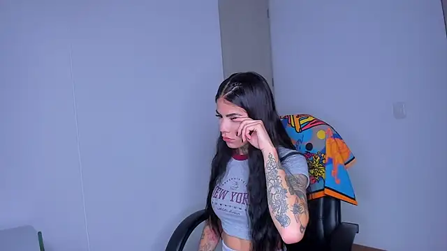 Lisegg  online show from April 20, 2026, 10:07 am