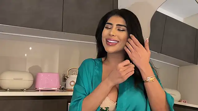 ArabicBarbie online show from April 9, 2026, 10:48 pm