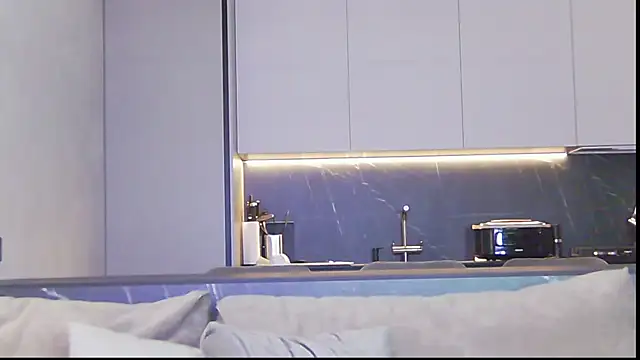 Snapshot of Sinful_Eyes chatting on December 21, 2024, 2:15 pm Sinful Eyes online show from December 21, 2024, 2:15 pm