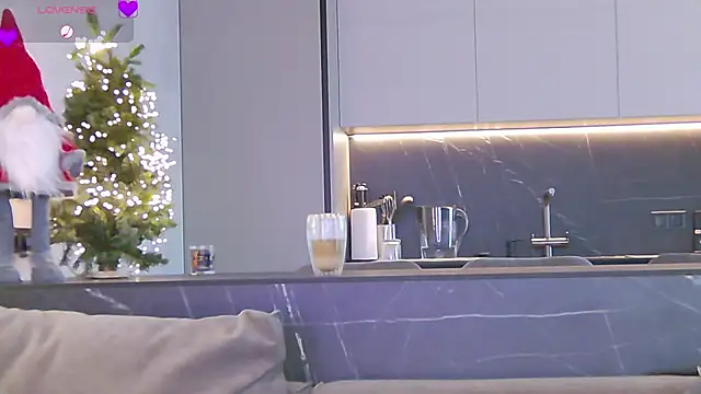 Snapshot of Sinful_Eyes chatting on January 5, 2025, 1:04 pm Sinful Eyes online show from January 5, 2025, 1:04 pm