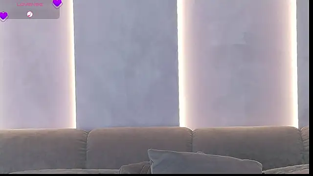 Snapshot of Sinful_Eyes chatting on March 2, 2025, 9:10 am Sinful Eyes online show from March 2, 2025, 9:10 am