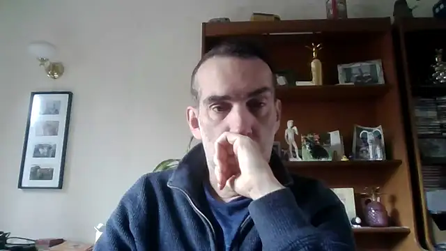 Snapshot of joegalea chatting on June 10, 2026, 9:52 am joegalea online show from June 10, 2026, 9:52 am