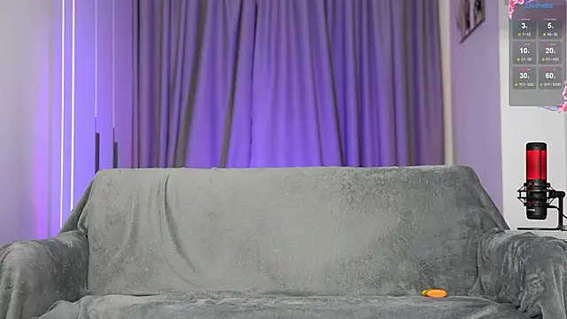 NickHOWLEN online show from December 4, 2024, 6:50 pm