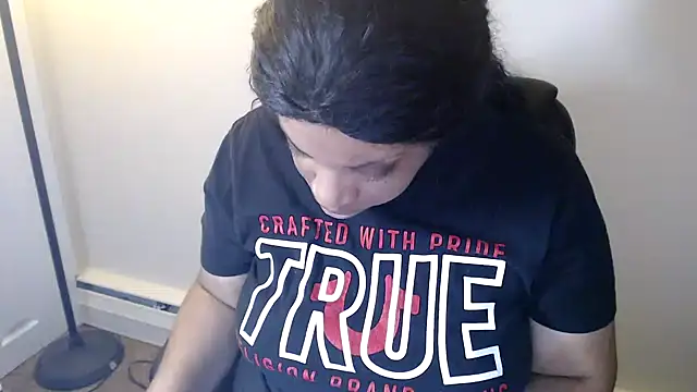 Sexymona1218 online show from February 5, 2026, 5:56 am