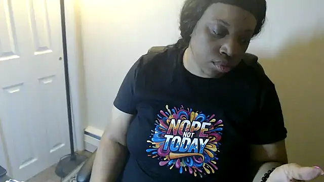 Sexymona1218 online show from March 4, 2026, 11:44 pm