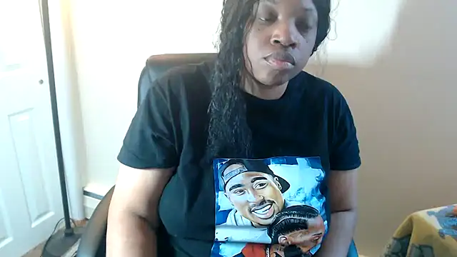 Sexymona1218 online show from April 7, 2026, 7:25 pm