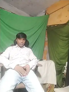 Snapshot of desiboy1101 chatting on December 14, 2025, 12:54 pm desiboy1101 online show from December 14, 2025, 12:54 pm