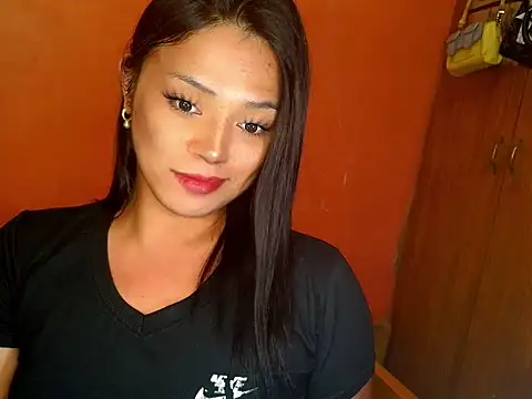 Snapshot of AsianQueenAlexaXx chatting on August 3, 2026, 9:18 pm AsianQueenAlexaXx online show from August 3, 2026, 9:18 pm