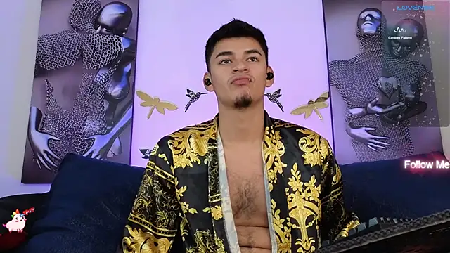 VikoHands online show from February 11, 2025, 7:59 pm