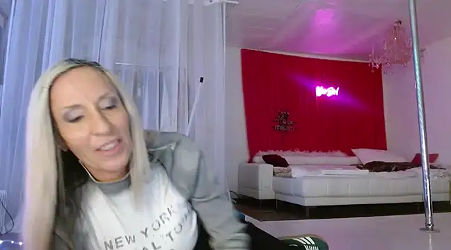 Sweet-Ginger online show from December 16, 2024, 10:45 pm