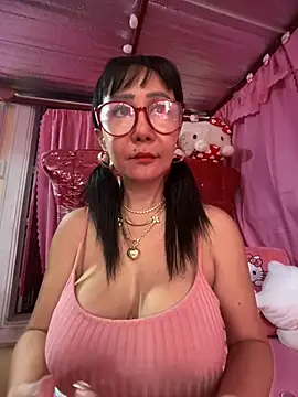 Snapshot of sweetieme chatting on January 7, 2025, 2:31 am sweetieme online show from January 7, 2025, 2:31 am