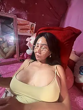 Snapshot of sweetieme chatting on March 11, 2025, 10:18 am sweetieme online show from March 11, 2025, 10:18 am