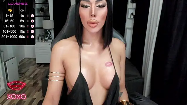 Forever MissCandace online show from September 17, 2025, 1:57 pm