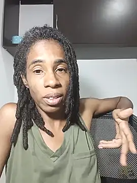 Snapshot of africa_deluxe chatting on July 9, 2026, 10:03 pm africa deluxe online show from July 9, 2026, 10:03 pm