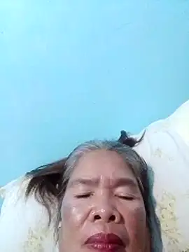 sexylizzy4u online show from March 17, 2026, 12:08 pm