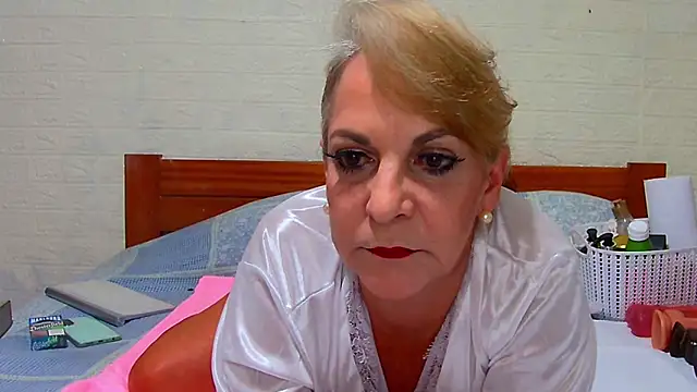 awild kitten online show from February 2, 2025, 8:35 am