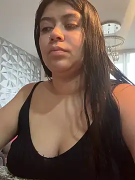 emilyjohanson online show from February 11, 2025, 2:57 pm