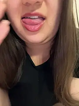 Snapshot of Jane_BBW chatting on February 14, 2026, 9:17 am Jane BBW online show from February 14, 2026, 9:17 am