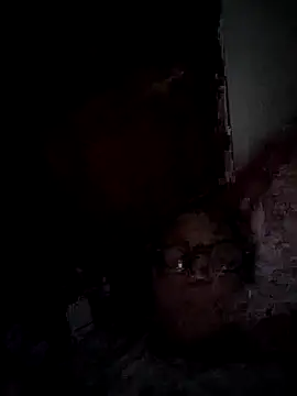 iamkahn 44 online show from April 14, 2026, 6:41 am