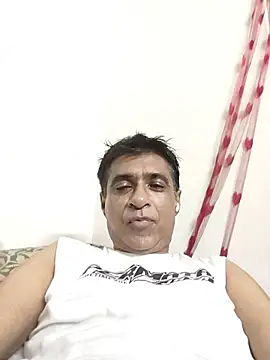 iamkahn 44 online show from May 21, 2026, 3:19 pm