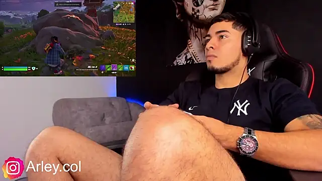 Dimitri Colleman online show from December 10, 2024, 1:22 am