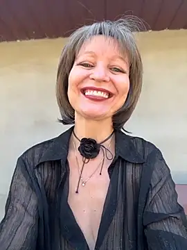 Snapshot of Melljoy chatting on September 14, 2025, 12:04 pm Melljoy online show from September 14, 2025, 12:04 pm