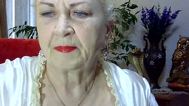 Emma52610 online show from March 20, 2025, 6:41 am