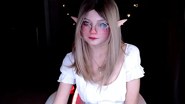 MissToree online show from January 12, 2025, 11:04 pm