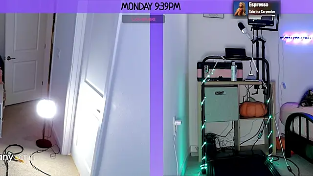 MilaValentina online show from January 14, 2025, 2:40 am