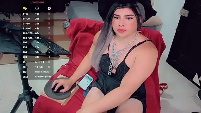 camyl93 online show from April 21, 2026, 2:51 am