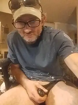 ROBERT0516 online show from May 22, 2026, 7:30 pm