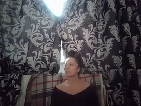 LindaStarS online show from February 13, 2025, 5:58 am