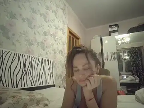 LindaStarS online show from February 27, 2025, 7:04 pm