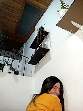 loveuu-bae online show from February 1, 2025, 12:40 am