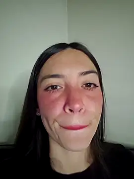 loveuu-bae online show from March 4, 2026, 2:28 am