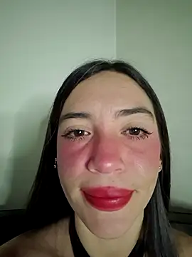 loveuu-bae online show from April 4, 2026, 3:16 am