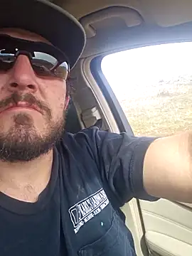 Snapshot of UncutHammer69 chatting on February 23, 2026, 9:34 pm UncutHammer69 online show from February 23, 2026, 9:34 pm