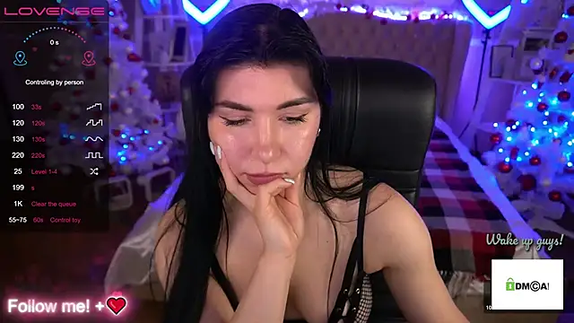 Snapshot of EmilyCandyy chatting on December 24, 2024, 10:01 am EmilyCandyy online show from December 24, 2024, 10:01 am