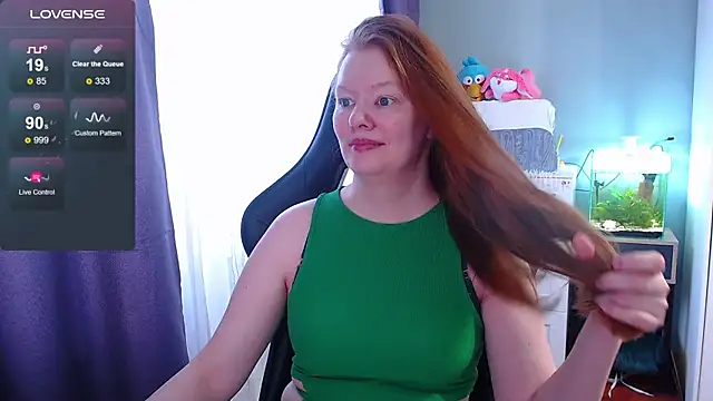 Lady Inari online show from March 17, 2025, 3:07 pm